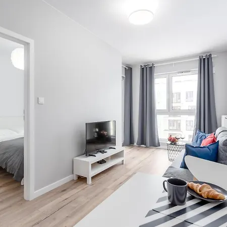 Daire North Varşova